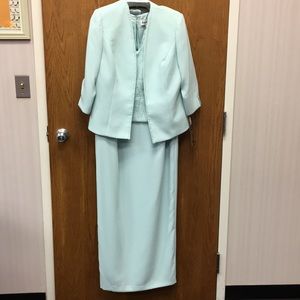 Mint Green ankle length 2 piece formal dress